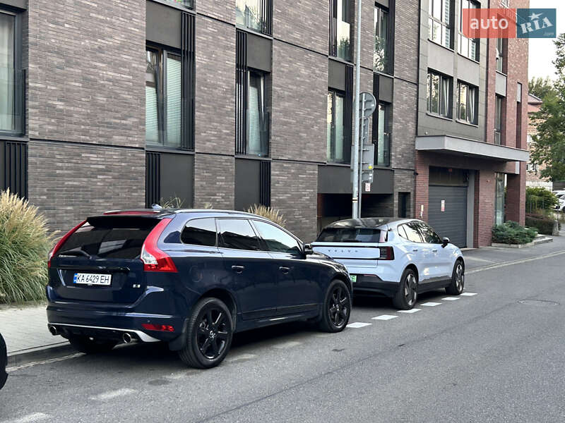 Внедорожник / Кроссовер Volvo XC60 2015 в Одессе фото 4 Внедорожник / Кроссовер Volvo XC60 2015 в Одессе