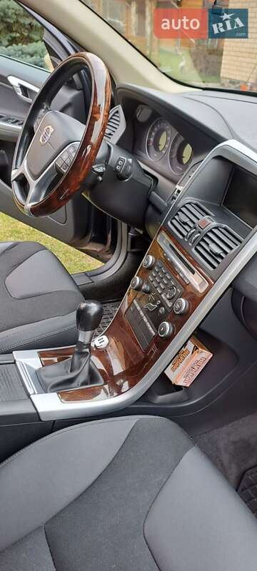Внедорожник / Кроссовер Volvo XC60 2010 в Луцке