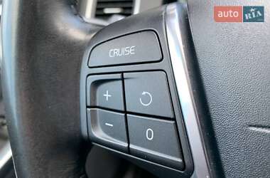 Внедорожник / Кроссовер Volvo XC60 2014 в 