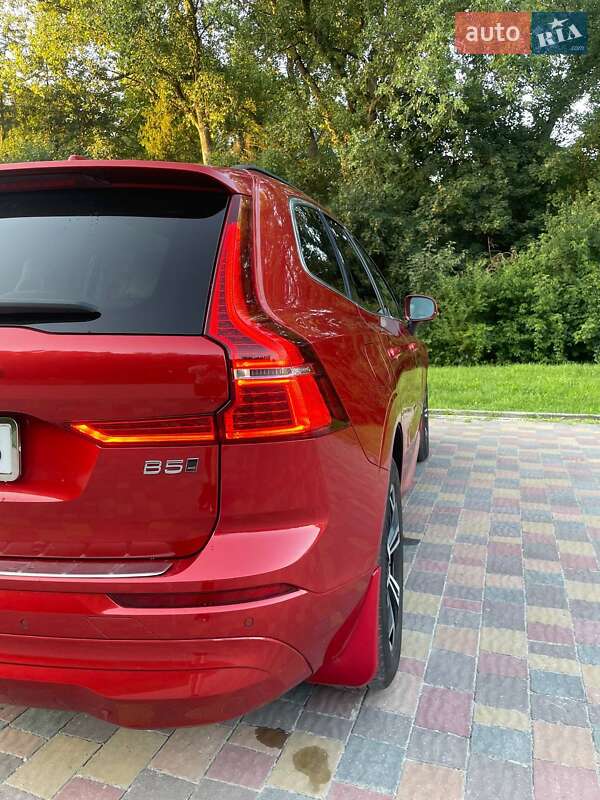 Внедорожник / Кроссовер Volvo XC60 2022 в Тернополе
