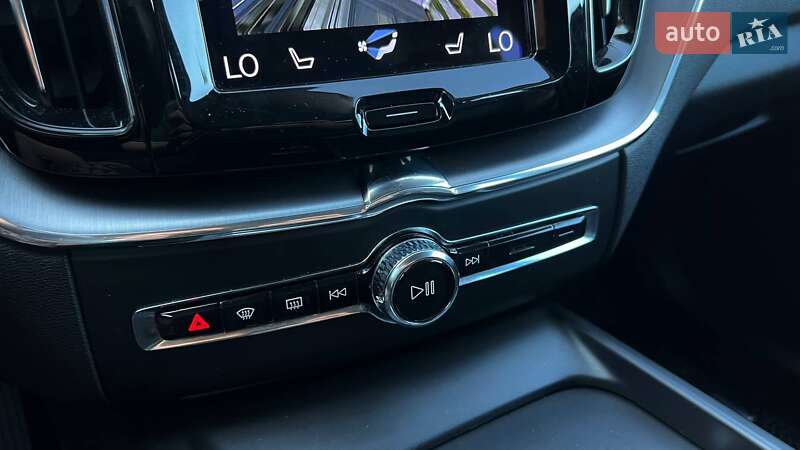Внедорожник / Кроссовер Volvo XC60 2020 в Львове фото 17 Внедорожник / Кроссовер Volvo XC60 2020 в Львове