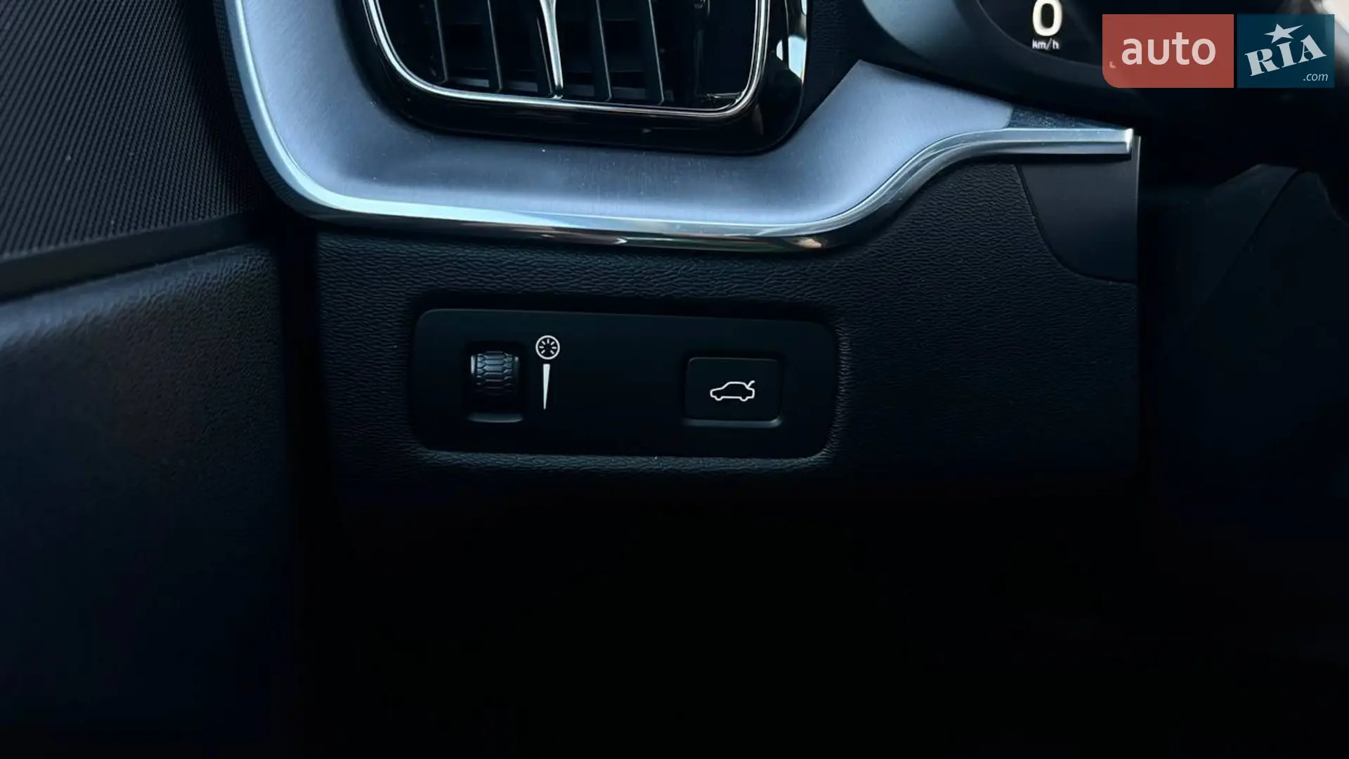 2020 Volvo XC60 - мініатюра 23