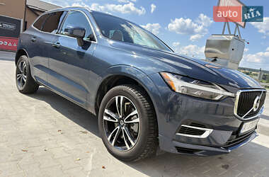 Внедорожник / Кроссовер Volvo XC60 2019 в 
