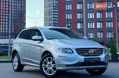 Позашляховик / Кросовер Volvo XC60 2015 в Києві