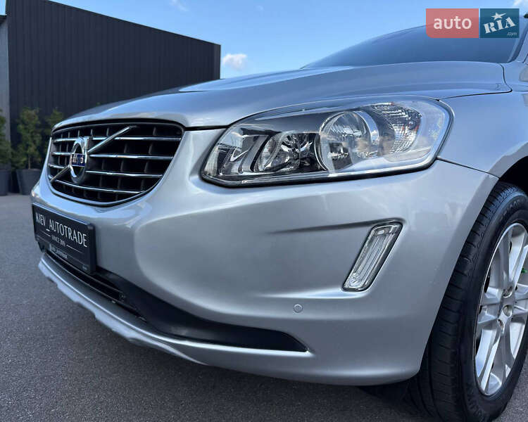 Внедорожник / Кроссовер Volvo XC60 2015 в Киеве