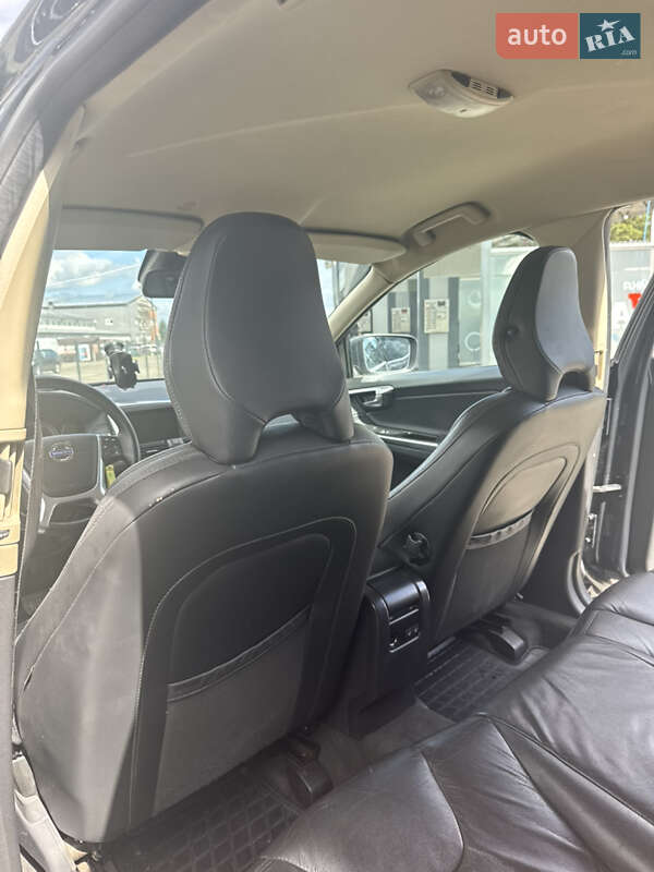 Внедорожник / Кроссовер Volvo XC60 2012 в Березному
