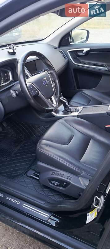 Внедорожник / Кроссовер Volvo XC60 2015 в Борисполе фото 3 Внедорожник / Кроссовер Volvo XC60 2015 в Борисполе