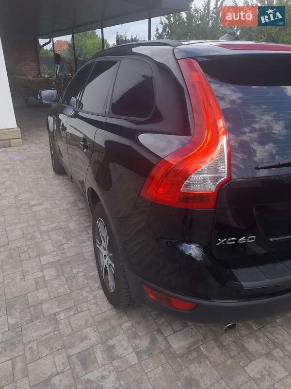 Внедорожник / Кроссовер Volvo XC60 2012 в Ковеле