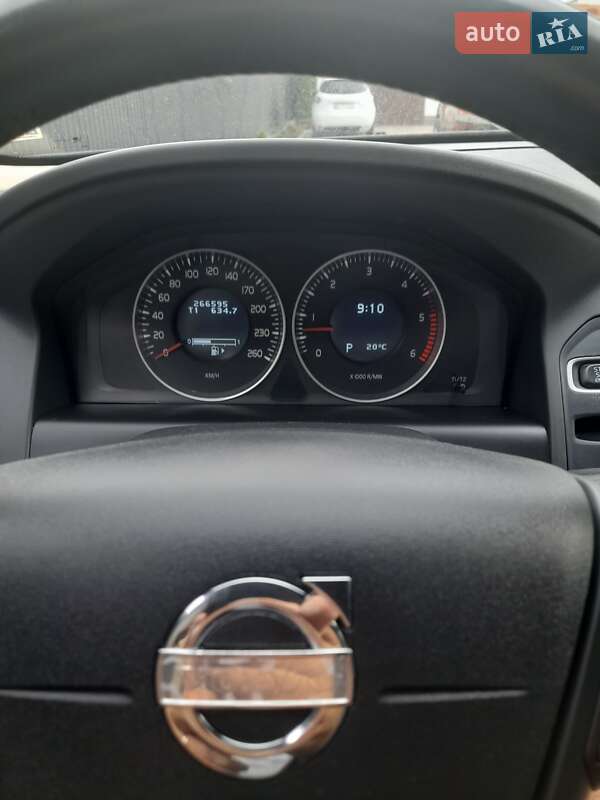 Внедорожник / Кроссовер Volvo XC60 2012 в Ковеле