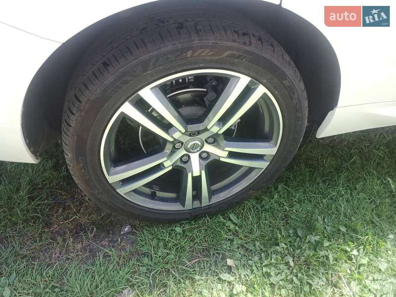 Внедорожник / Кроссовер Volvo XC60 2018 в Житомире