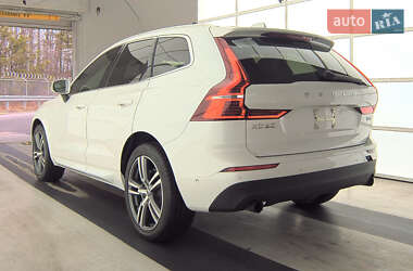 Внедорожник / Кроссовер Volvo XC60 2018 в 