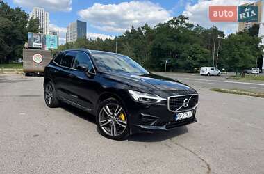 Внедорожник / Кроссовер Volvo XC60 2018 в 