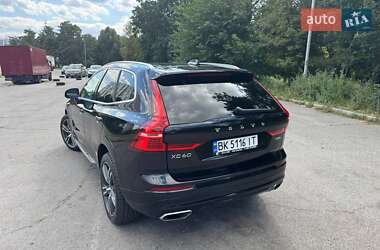 Внедорожник / Кроссовер Volvo XC60 2018 в 