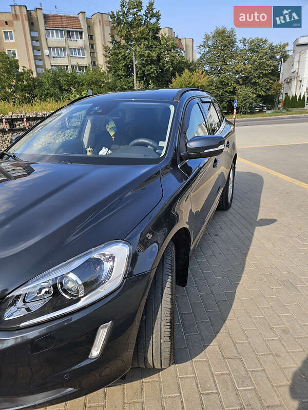 Внедорожник / Кроссовер Volvo XC60 2017 в Ивано-Франковске