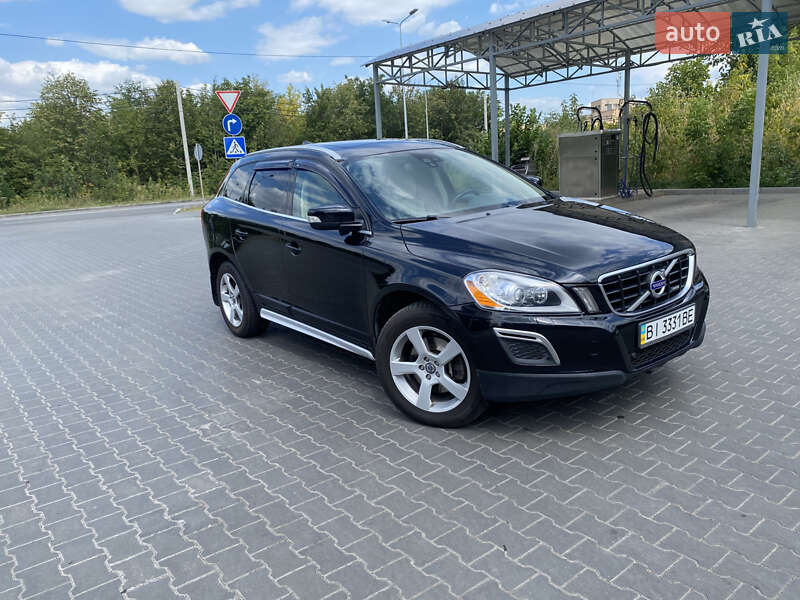 Внедорожник / Кроссовер Volvo XC60 2010 в Полтаве