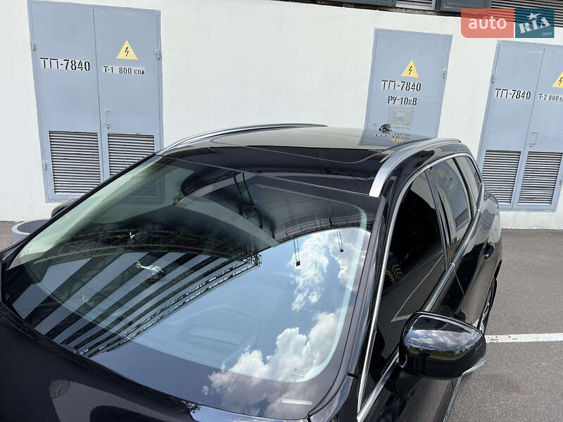 Внедорожник / Кроссовер Volvo XC60 2021 в Киеве