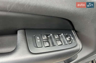 Внедорожник / Кроссовер Volvo XC60 2021 в 