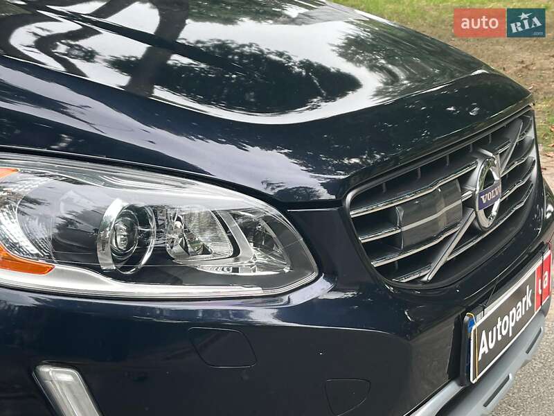 Внедорожник / Кроссовер Volvo XC60 2016 в Киеве