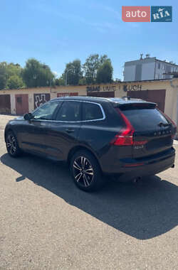 Внедорожник / Кроссовер Volvo XC60 2020 в 