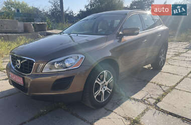 Внедорожник / Кроссовер Volvo XC60 2012 в Очакове