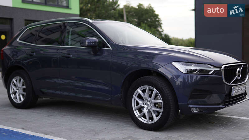 Внедорожник / Кроссовер Volvo XC60 2017 в Вараше