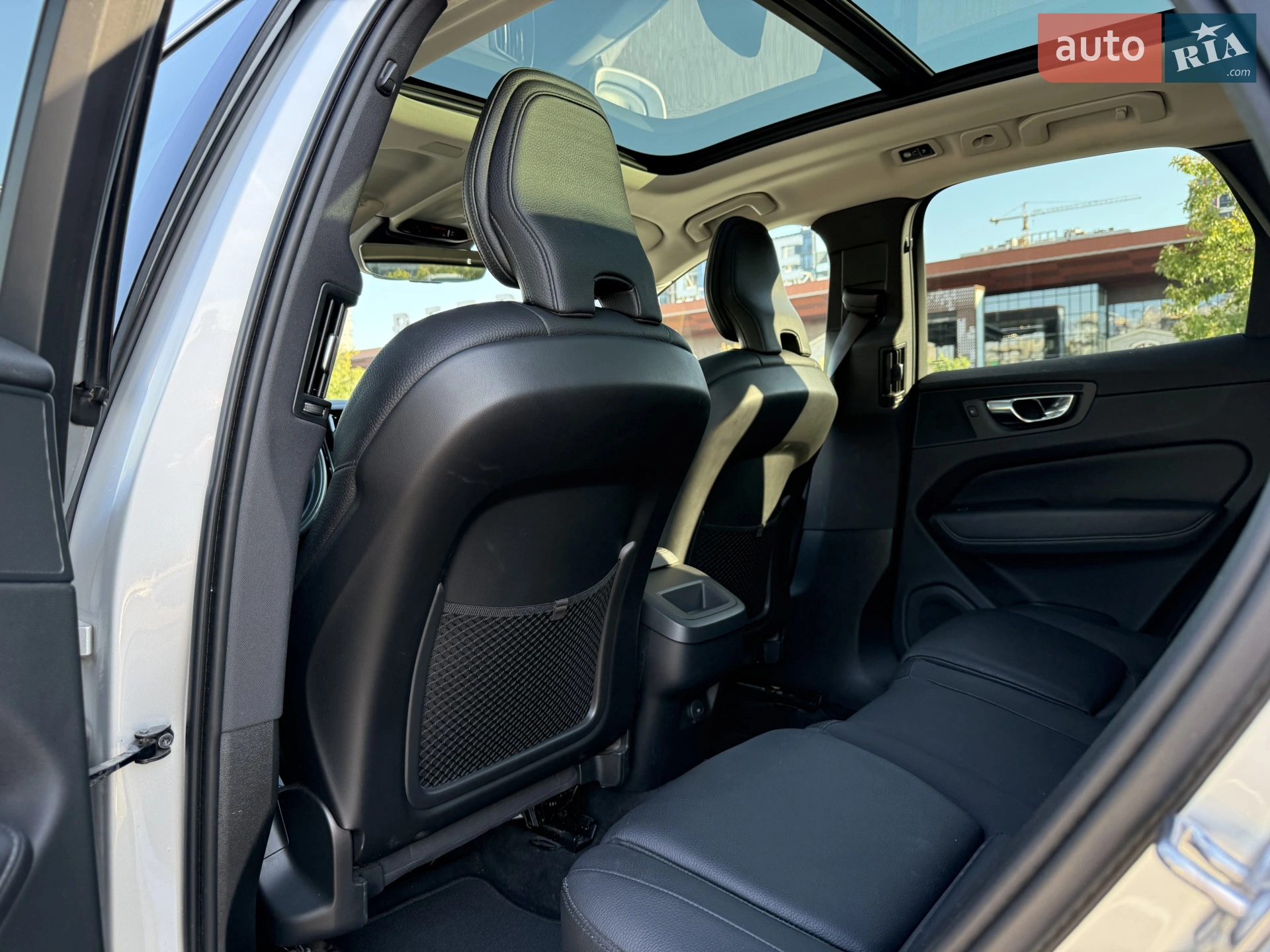 2021 Volvo XC60 - мініатюра 17