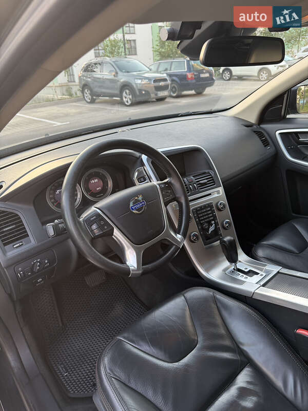Внедорожник / Кроссовер Volvo XC60 2011 в Ровно
