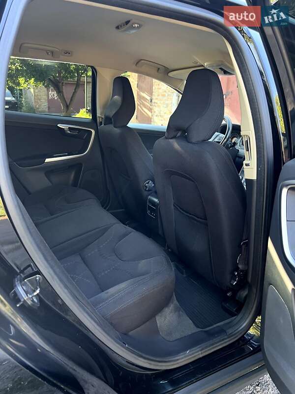 Внедорожник / Кроссовер Volvo XC60 2011 в Белой Церкви