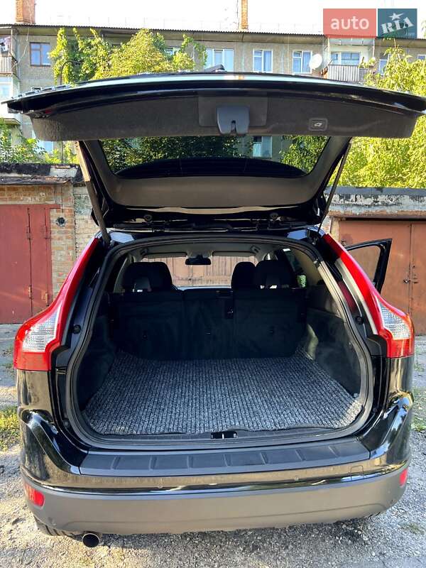 Внедорожник / Кроссовер Volvo XC60 2011 в Белой Церкви