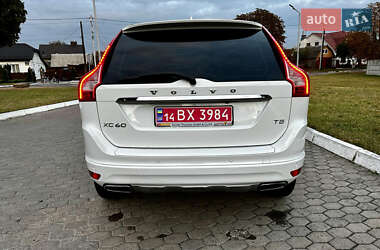 Внедорожник / Кроссовер Volvo XC60 2015 в 