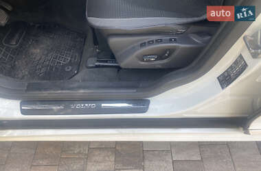 Внедорожник / Кроссовер Volvo XC60 2014 в 