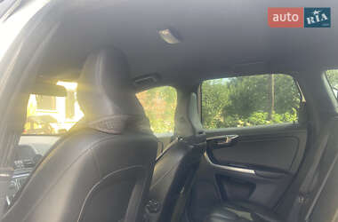 Внедорожник / Кроссовер Volvo XC60 2014 в 
