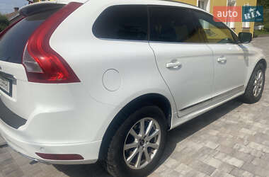 Внедорожник / Кроссовер Volvo XC60 2014 в 