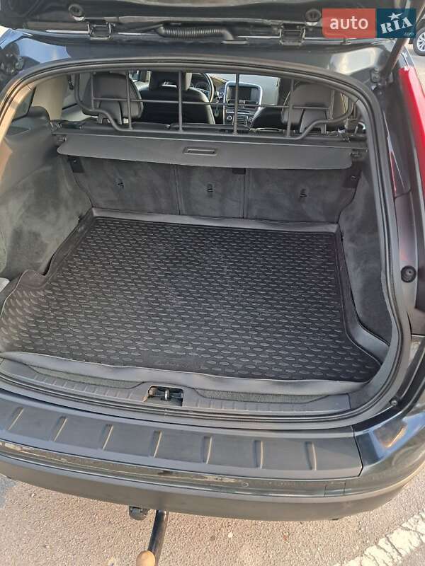 Внедорожник / Кроссовер Volvo XC60 2013 в Полтаве фото 34 Внедорожник / Кроссовер Volvo XC60 2013 в Полтаве