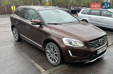Внедорожник / Кроссовер Volvo XC60 2014 в 