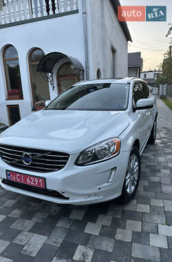Позашляховик / Кросовер Volvo XC60 2015 в Львові