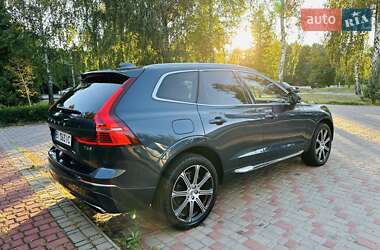 Внедорожник / Кроссовер Volvo XC60 2019 в 