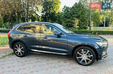 Внедорожник / Кроссовер Volvo XC60 2019 в 