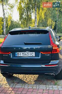 Внедорожник / Кроссовер Volvo XC60 2019 в 