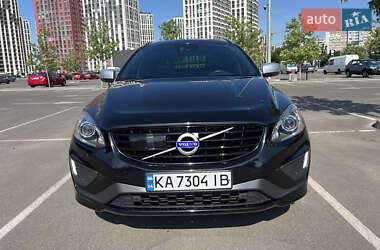 Внедорожник / Кроссовер Volvo XC60 2017 в 