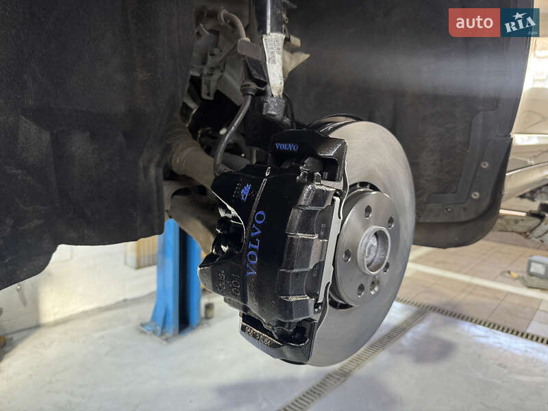 Внедорожник / Кроссовер Volvo XC60 2015 в Киеве