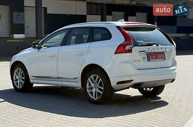 Внедорожник / Кроссовер Volvo XC60 2016 в 