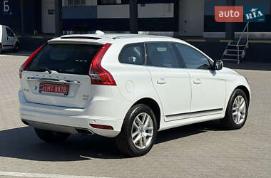 Внедорожник / Кроссовер Volvo XC60 2016 в 