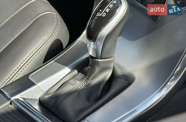 Внедорожник / Кроссовер Volvo XC60 2016 в 