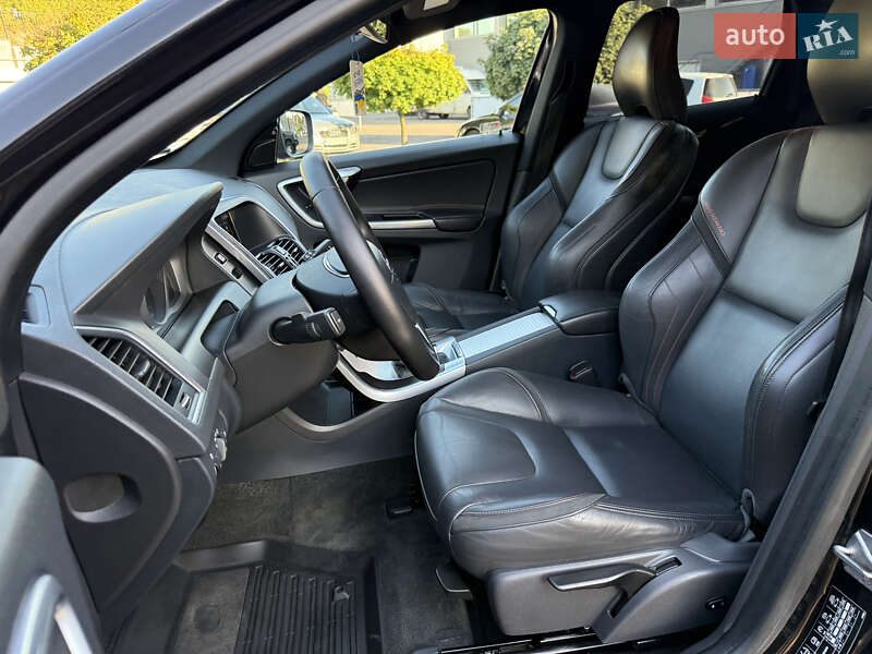 Внедорожник / Кроссовер Volvo XC60 2015 в Ровно