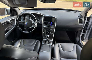 Внедорожник / Кроссовер Volvo XC60 2015 в 