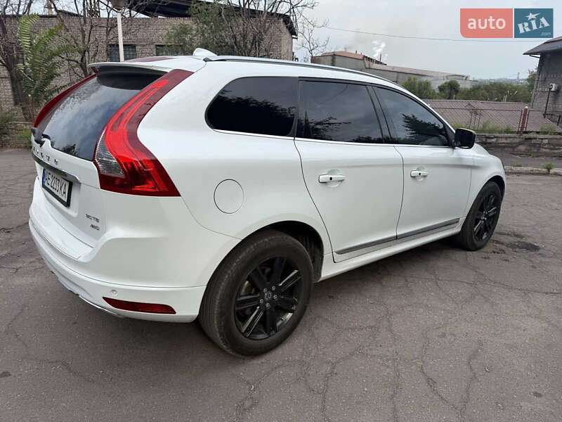 Позашляховик / Кросовер Volvo XC60 2016 в Дніпрі