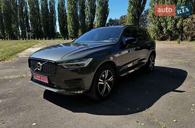 Внедорожник / Кроссовер Volvo XC60 2020 в 