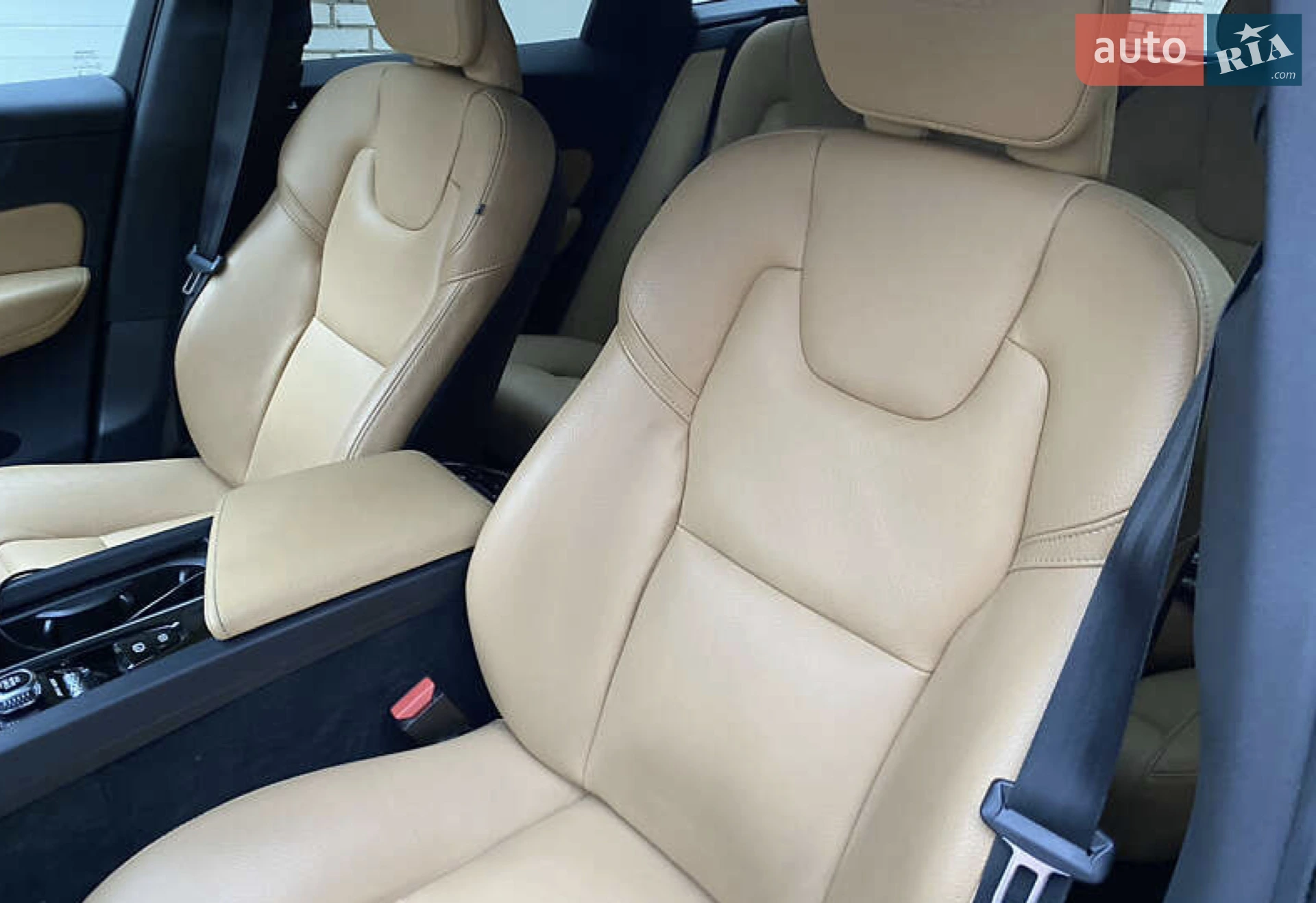 2018 Volvo XC60 - мініатюра 10