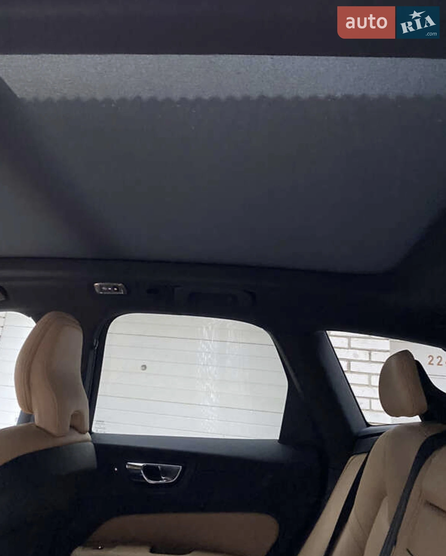 2018 Volvo XC60 - мініатюра 15